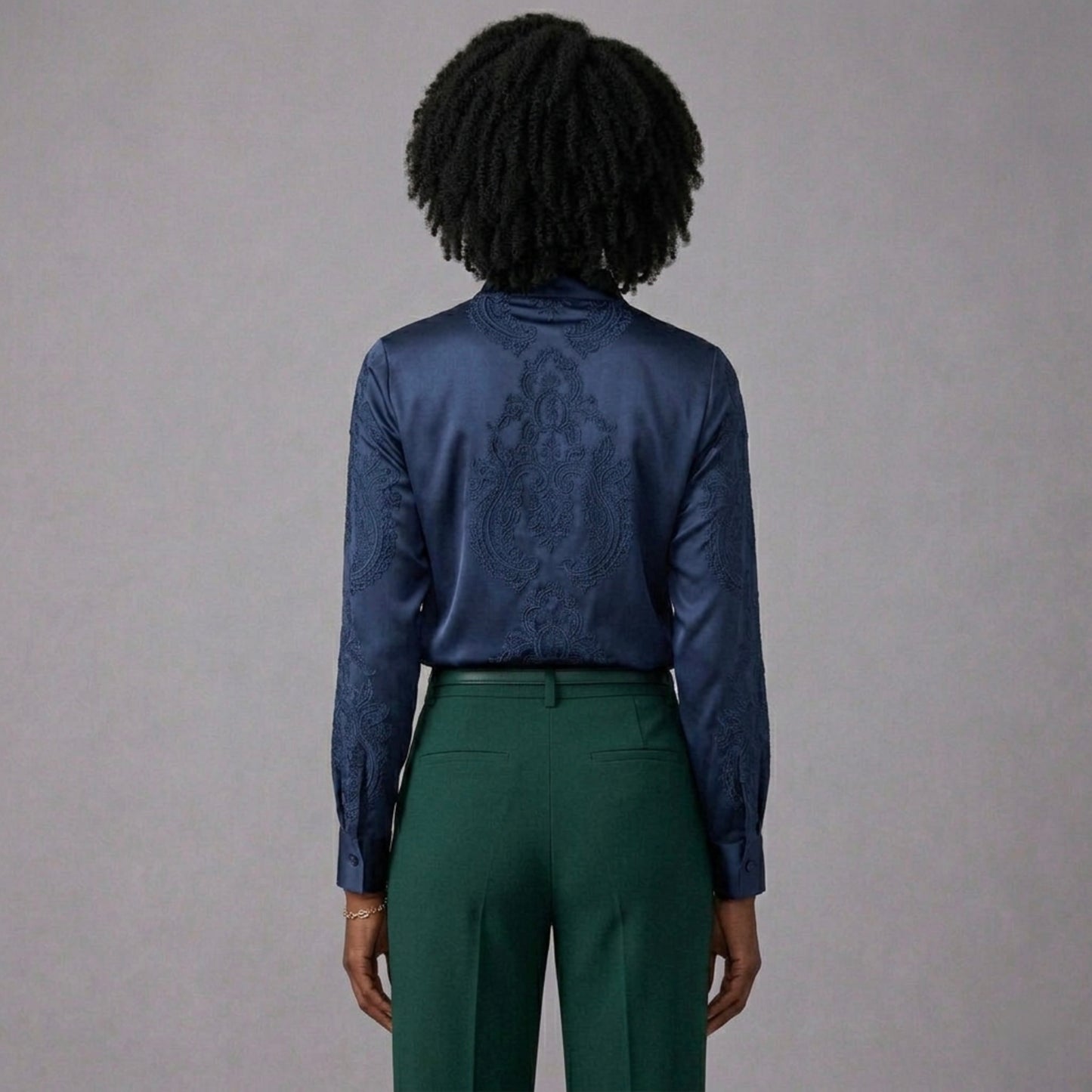 Vaelisse | Structured Long Sleeve Top